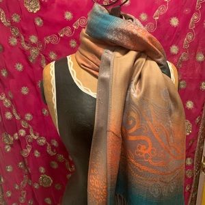 💝3/$36 Printed Pashmina Glamour Scarf💝
